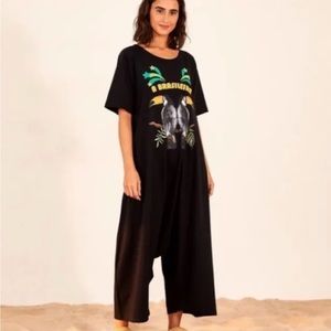 Farm Rio Jumpsuit, size XS. Black with great graphic  print.